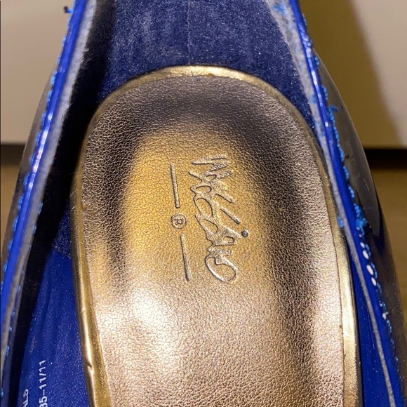 Blue Patent Duo Tone Stiletto Pumps, Size 5.5 - Picture 5 of 5